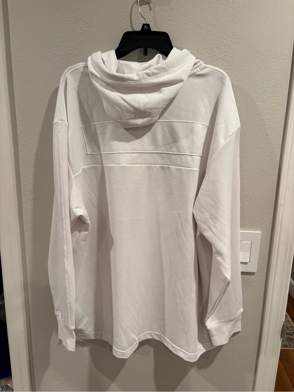 Nike UCLA Bruins Team Issued Hoodie Waffle Knit White Sideline Men’s Size XL NWT - Picture 10 of 15
